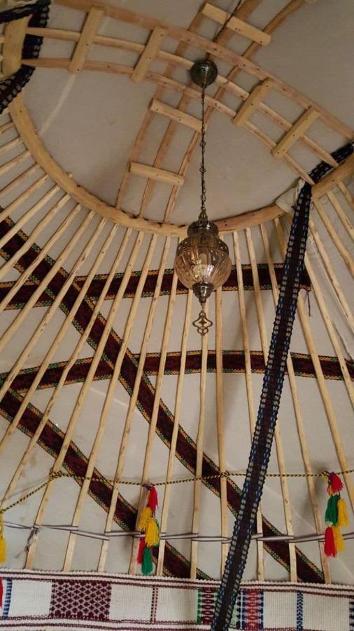 Boutigue Hotel Nebesa Chimgan エクステリア 写真