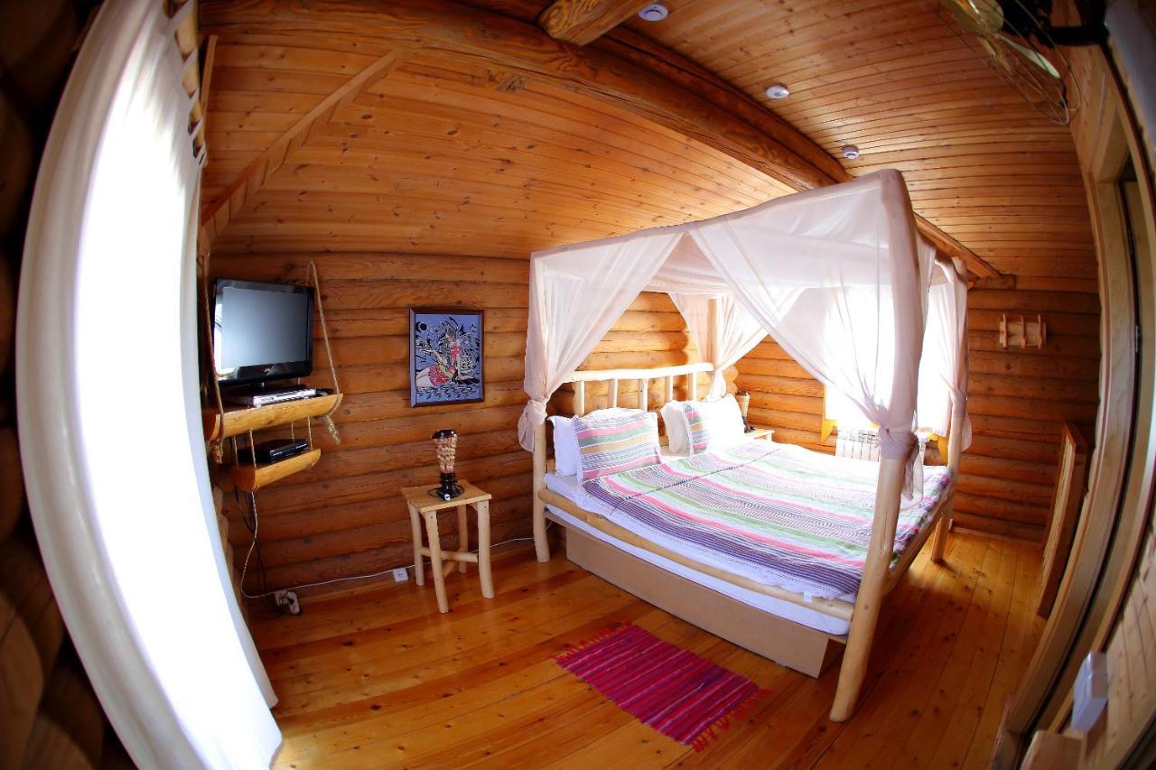Boutigue Hotel Nebesa Chimgan エクステリア 写真