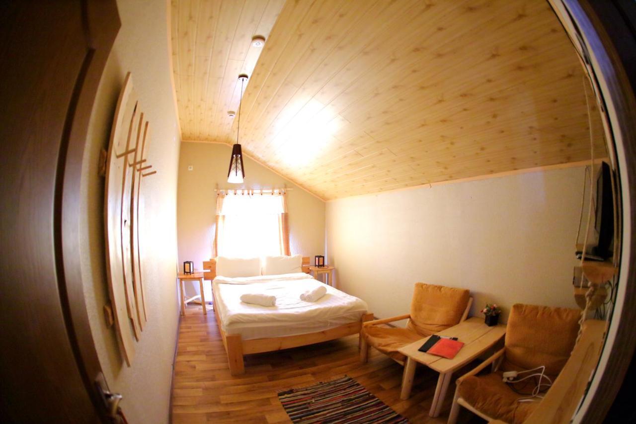 Boutigue Hotel Nebesa Chimgan エクステリア 写真