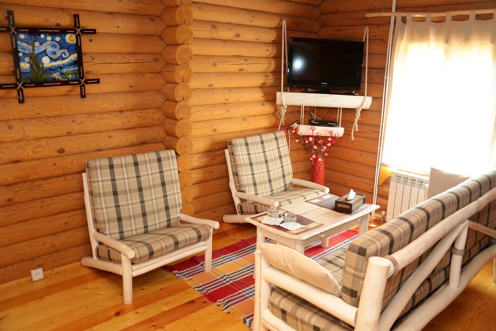 Boutigue Hotel Nebesa Chimgan エクステリア 写真