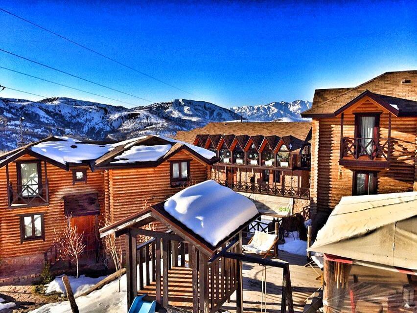 Boutigue Hotel Nebesa Chimgan エクステリア 写真