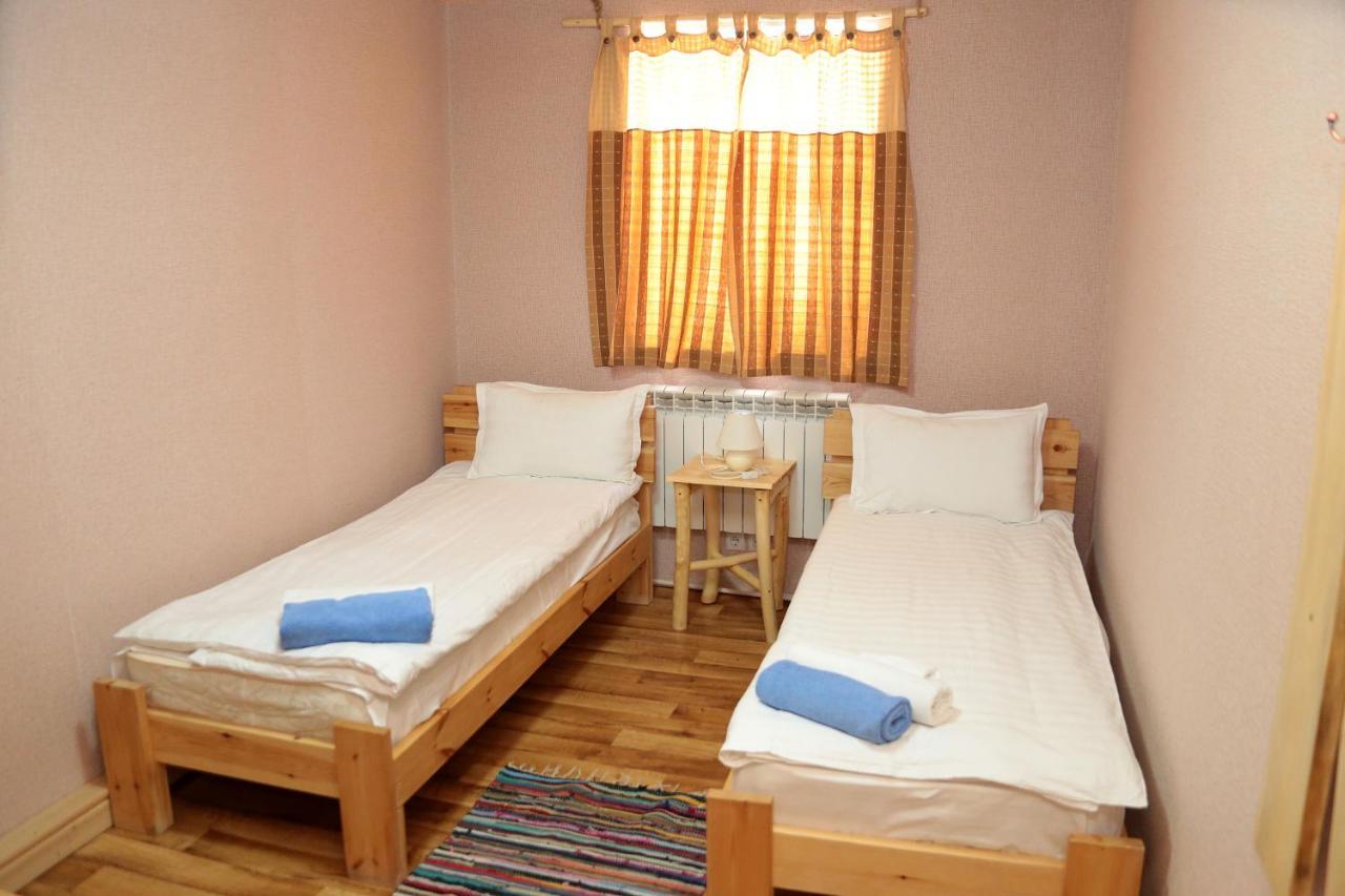 Boutigue Hotel Nebesa Chimgan エクステリア 写真